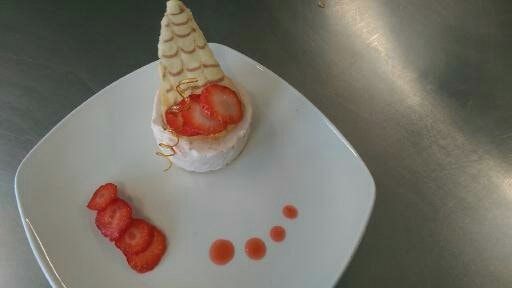 Strawberry Baviours & Tuille
